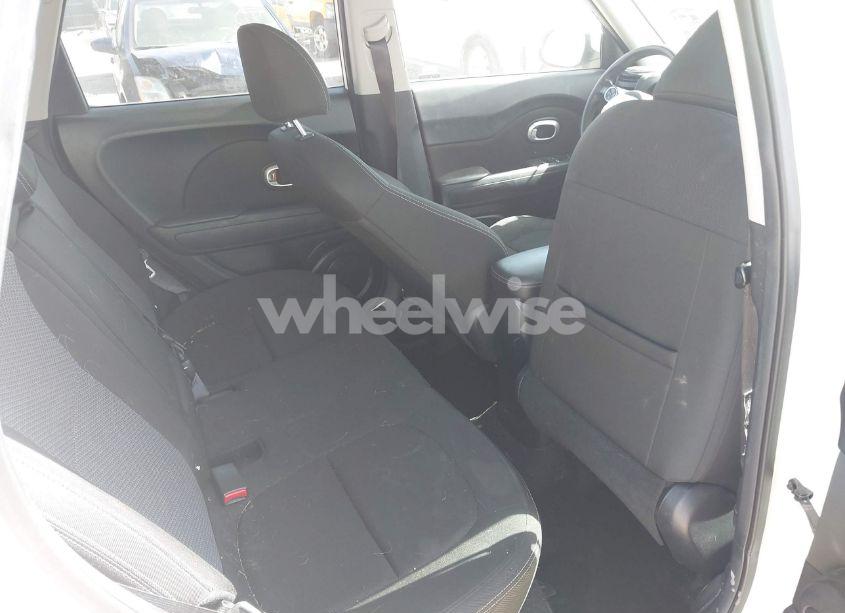 Photo 8 of 2019 Kia Soul + (VIN KNDJP3A59K7698145)