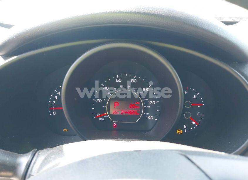 Photo 7 of 2014 Kia Soul + (VIN KNDJP3A5XE7004177)