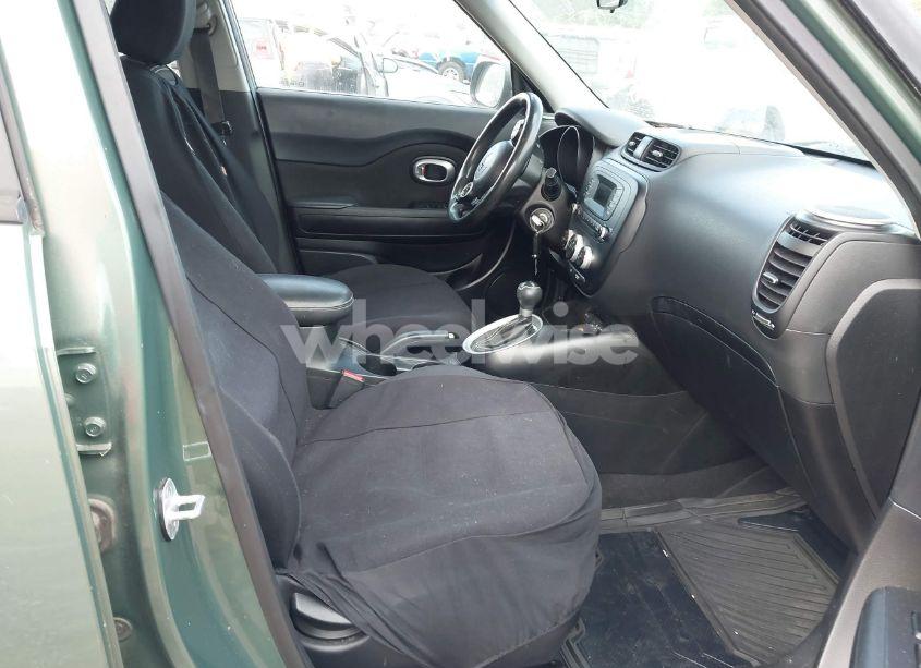 Photo 5 of 2014 Kia Soul + (VIN KNDJP3A5XE7005295)