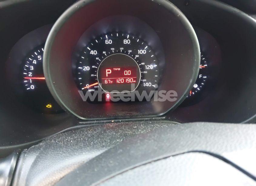 Photo 7 of 2014 Kia Soul + (VIN KNDJP3A5XE7005295)