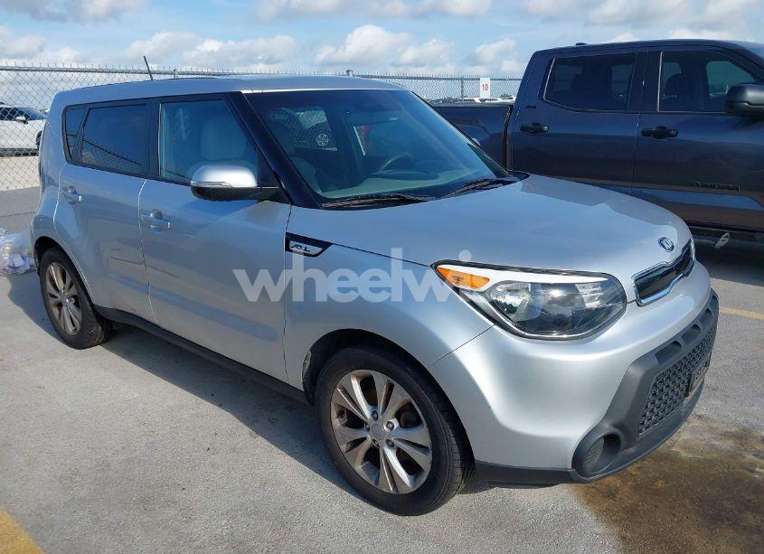 2014 Kia Soul + (VIN KNDJP3A5XE7722750) main photo