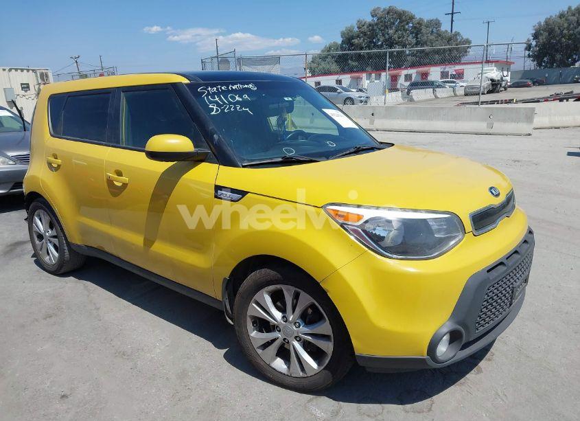 2015 Kia Soul + (VIN KNDJP3A5XF7141069) main photo