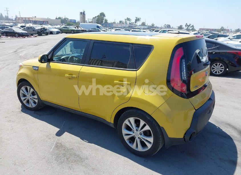 Photo 3 of 2015 Kia Soul + (VIN KNDJP3A5XF7141069)