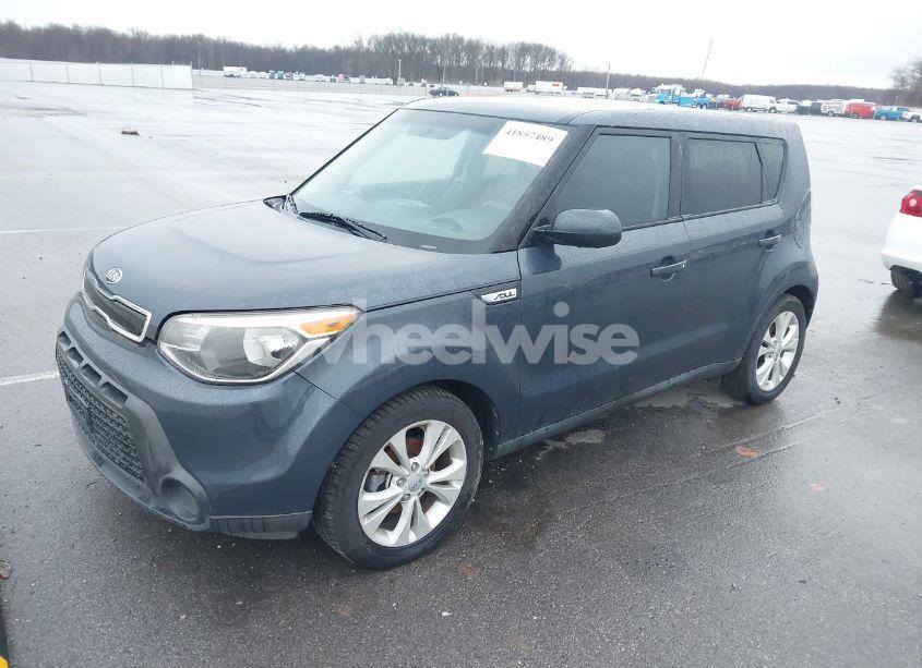 Photo 2 of 2015 Kia Soul + (VIN KNDJP3A5XF7176615)
