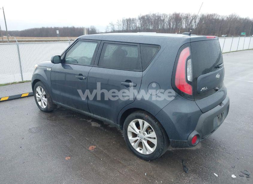 Photo 3 of 2015 Kia Soul + (VIN KNDJP3A5XF7176615)