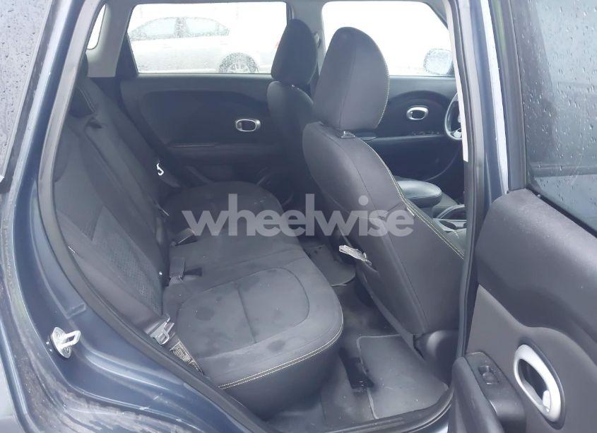 Photo 8 of 2015 Kia Soul + (VIN KNDJP3A5XF7176615)