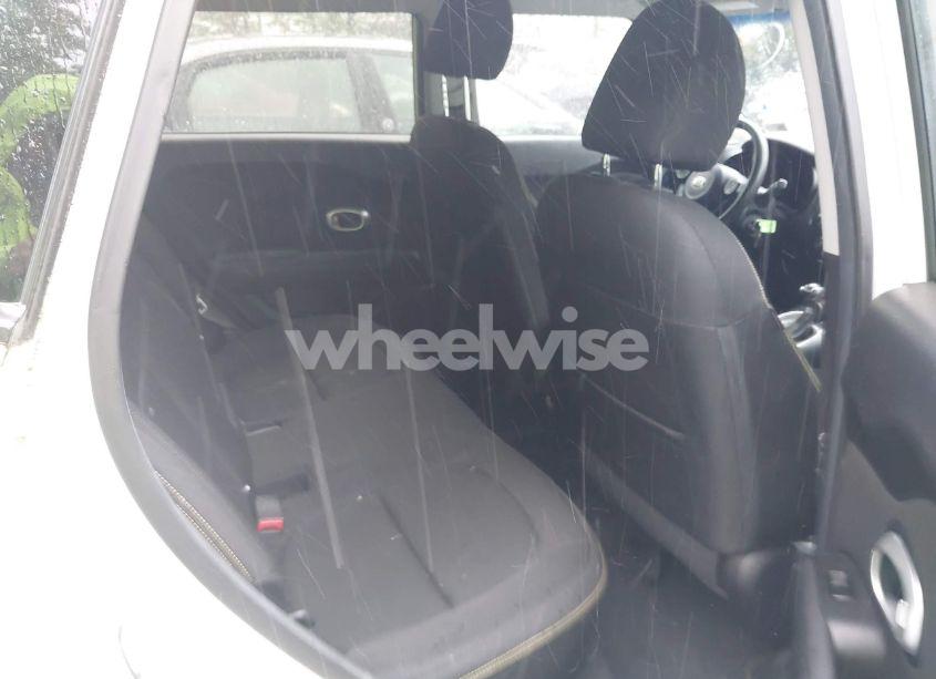 Photo 8 of 2015 Kia Soul + (VIN KNDJP3A5XF7191292)