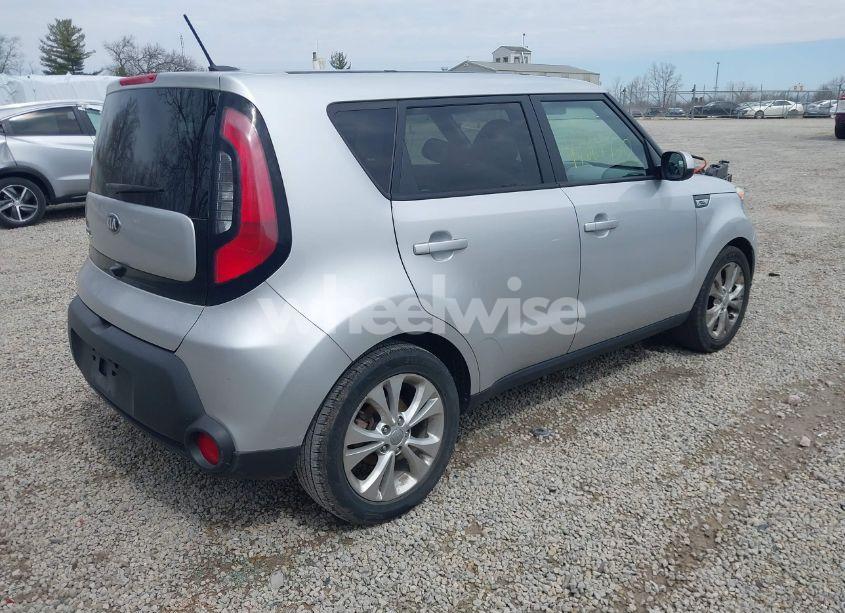 Photo 4 of 2015 Kia Soul + (VIN KNDJP3A5XF7758410)