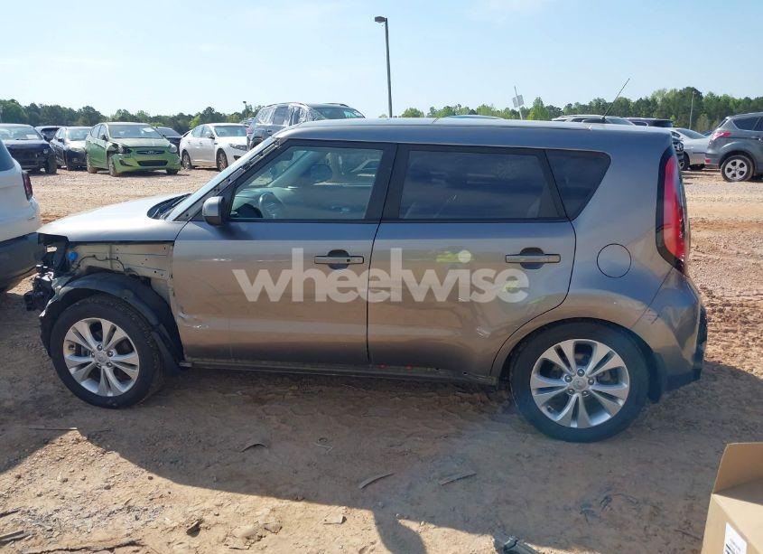 Photo 15 of 2016 Kia Soul + (VIN KNDJP3A5XG7321153)