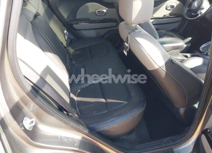 Photo 8 of 2016 Kia Soul + (VIN KNDJP3A5XG7321153)