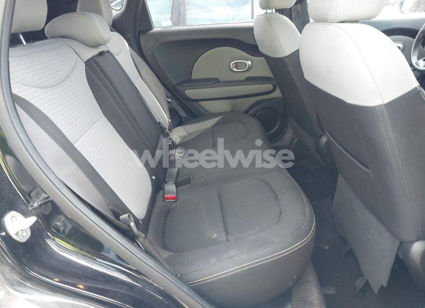 Photo 8 of 2016 Kia Soul + (VIN KNDJP3A5XG7403500)