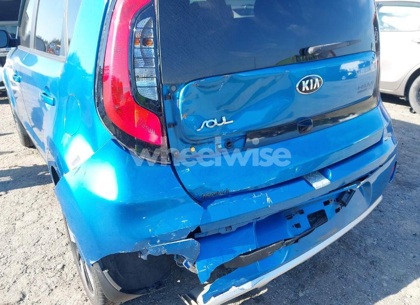 Photo 18 of 2017 Kia Soul + (VIN KNDJP3A5XH7482541)