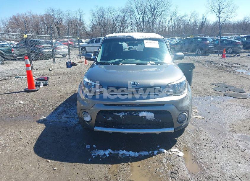 Photo 12 of 2018 Kia Soul + (VIN KNDJP3A5XJ7535373)