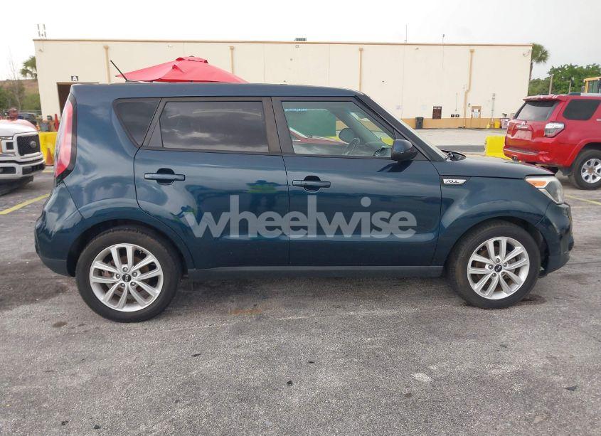 Photo 13 of 2018 Kia Soul + (VIN KNDJP3A5XJ7619855)