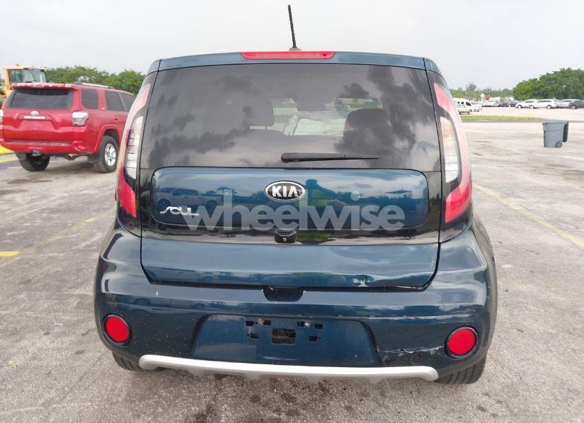 Photo 6 of 2018 Kia Soul + (VIN KNDJP3A5XJ7619855)
