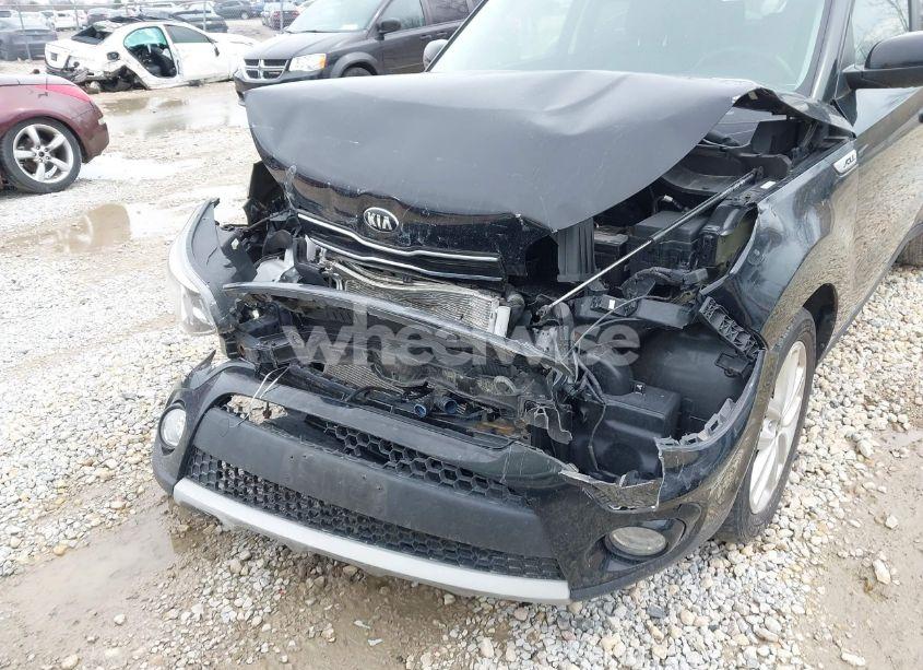 Photo 6 of 2019 Kia Soul + (VIN KNDJP3A5XK7668524)