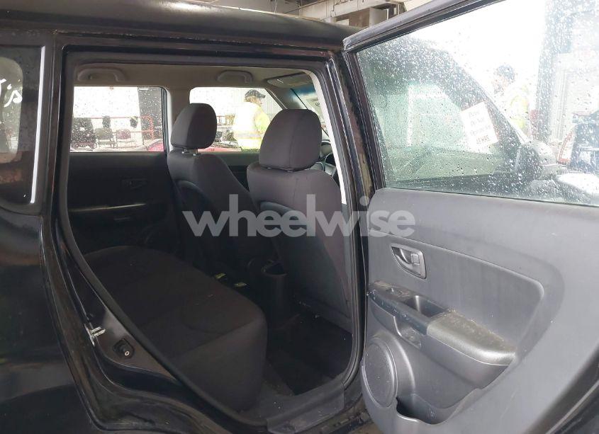 Photo 8 of 2010 Kia Soul (VIN KNDJT2A11A7195341)