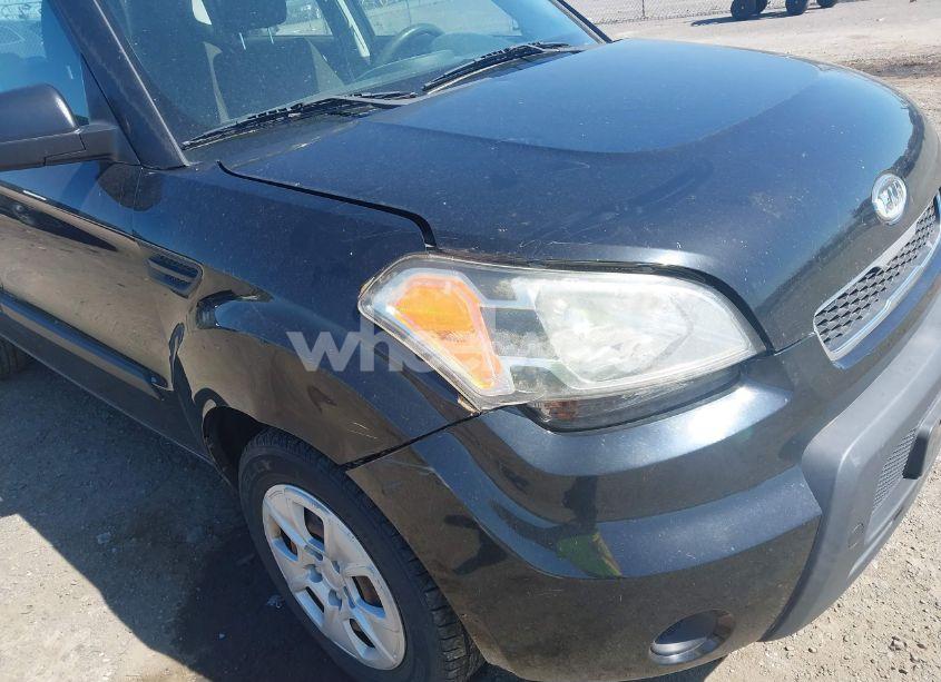 Photo 6 of 2010 Kia Soul (VIN KNDJT2A13A7191145)