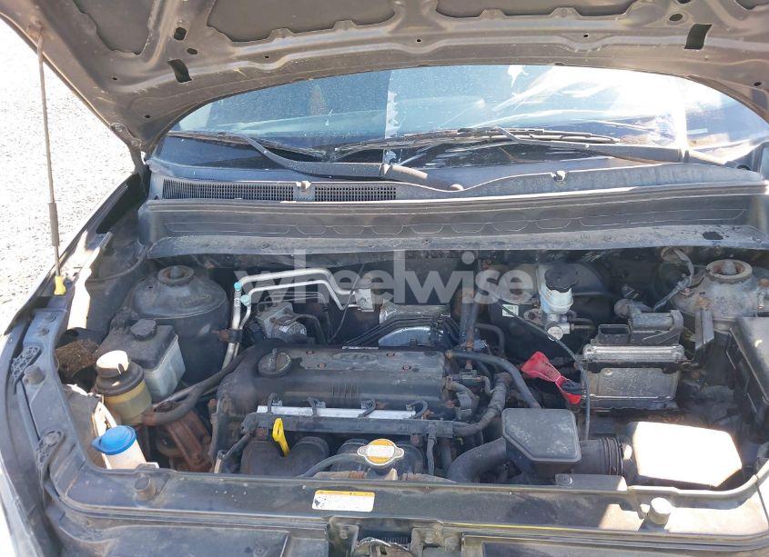 Photo 10 of 2011 Kia Soul (VIN KNDJT2A16B7733517)