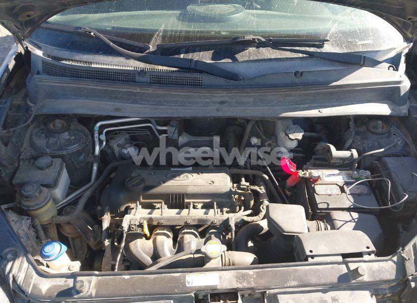 Photo 10 of 2011 Kia Soul (VIN KNDJT2A17B7203038)