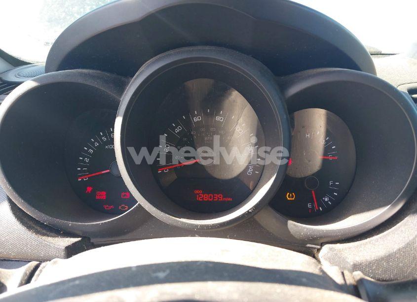 Photo 7 of 2011 Kia Soul (VIN KNDJT2A17B7203038)