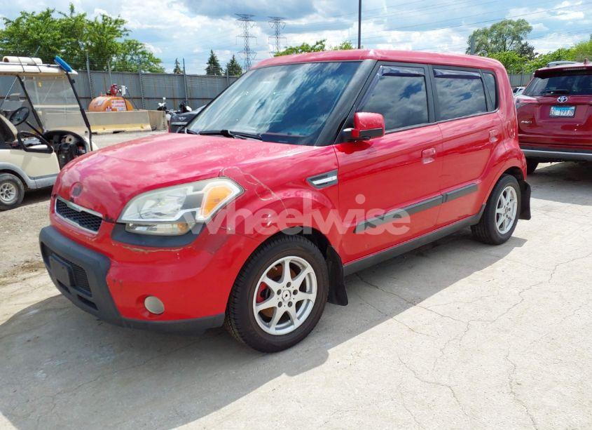 Photo 2 of 2010 Kia Soul SPORT (VIN KNDJT2A20A7034505)