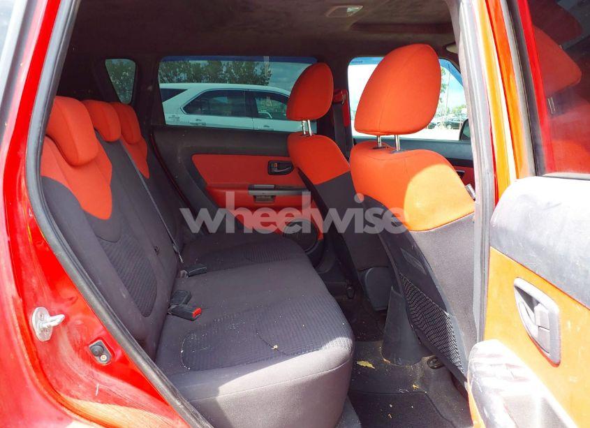 Photo 8 of 2010 Kia Soul SPORT (VIN KNDJT2A20A7034505)