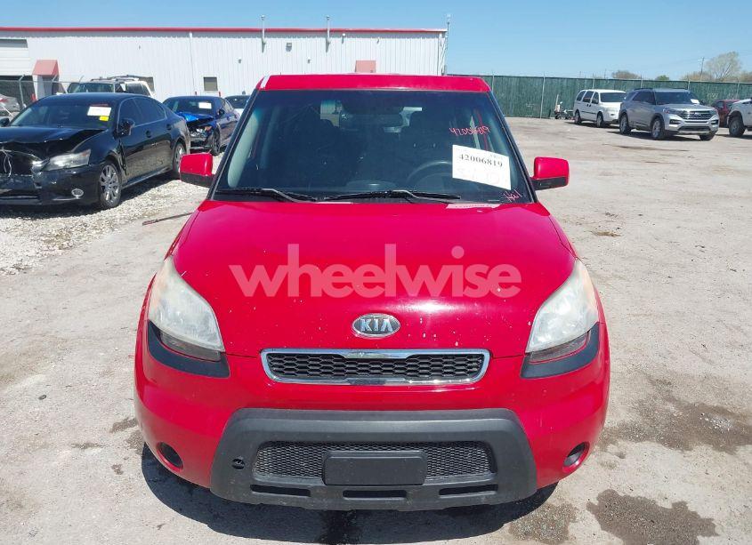 Photo 12 of 2010 Kia Soul + (VIN KNDJT2A20A7061980)