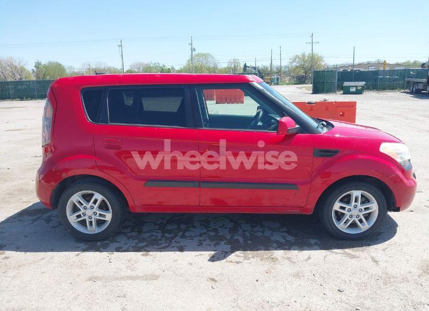 Photo 13 of 2010 Kia Soul + (VIN KNDJT2A20A7061980)