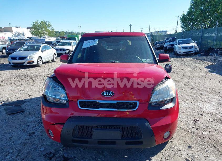 Photo 12 of 2010 Kia Soul + (VIN KNDJT2A20A7067505)