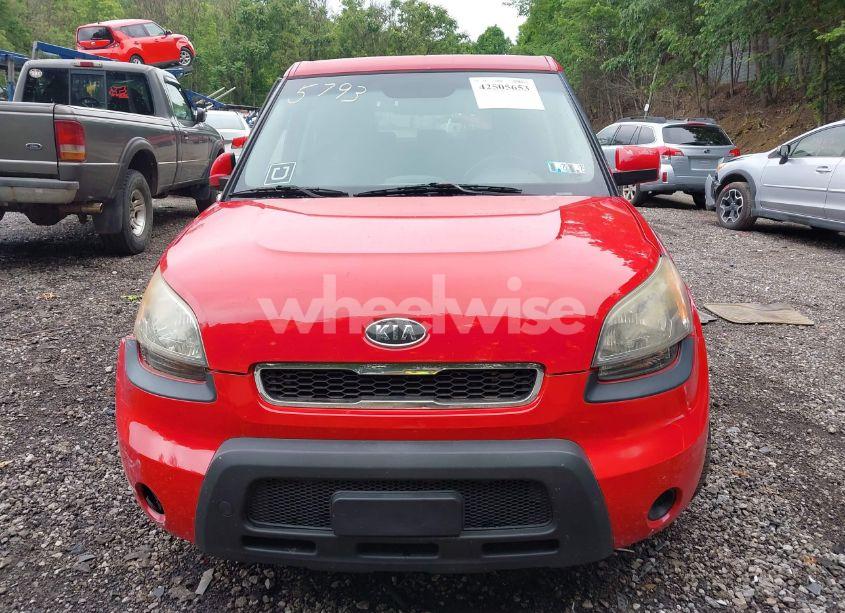 Photo 12 of 2010 Kia Soul + (VIN KNDJT2A20A7085793)
