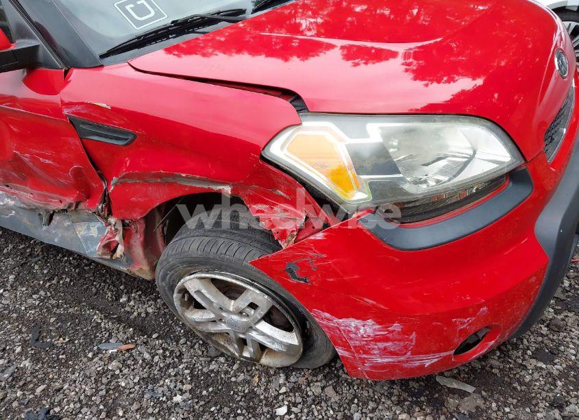 Photo 6 of 2010 Kia Soul + (VIN KNDJT2A20A7085793)