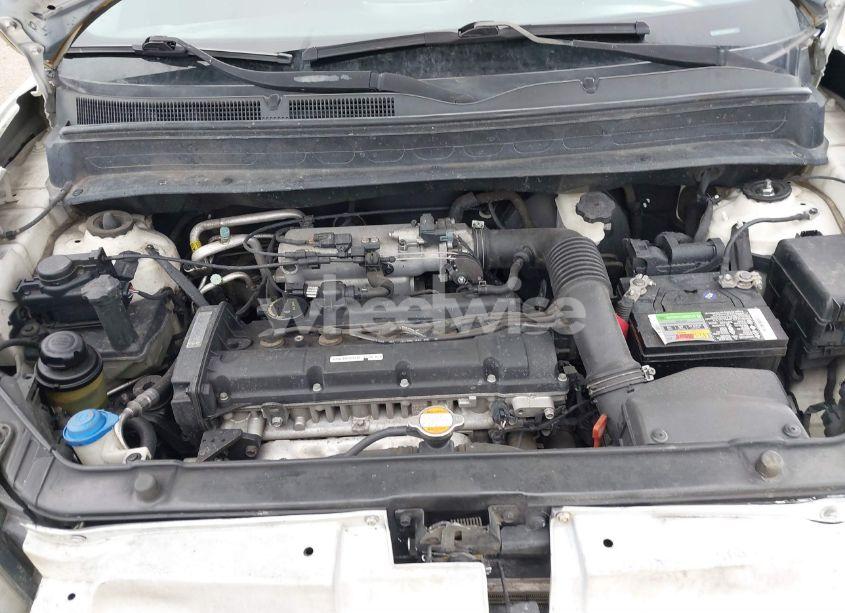 Photo 10 of 2011 Kia Soul + (VIN KNDJT2A20B7334174)