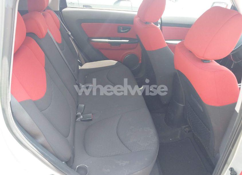 Photo 8 of 2011 Kia Soul SPORT (VIN KNDJT2A21B7705956)