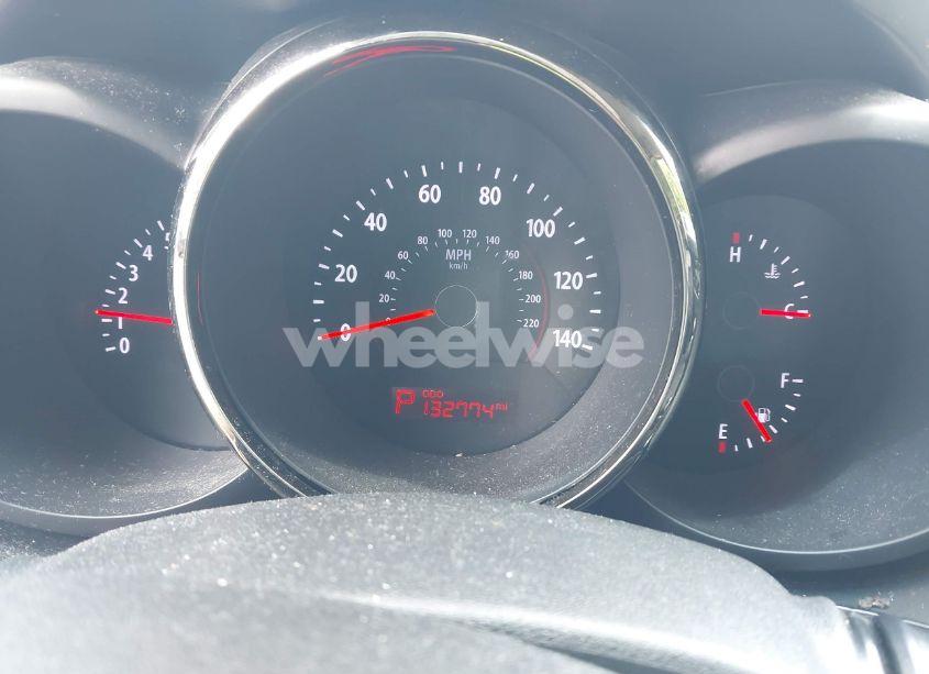 Photo 7 of 2010 Kia Soul + (VIN KNDJT2A22A7192277)