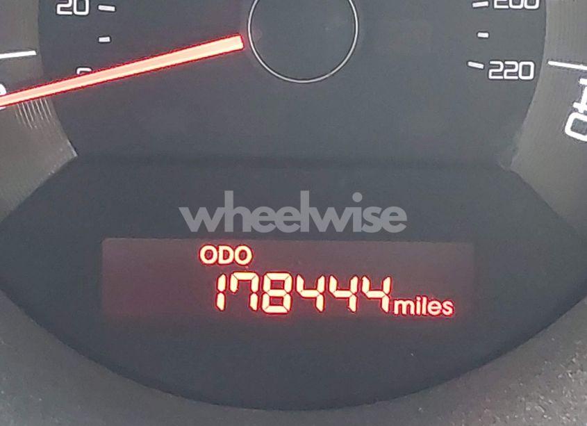 Photo 14 of 2011 Kia Soul ! (VIN KNDJT2A22B7332149)