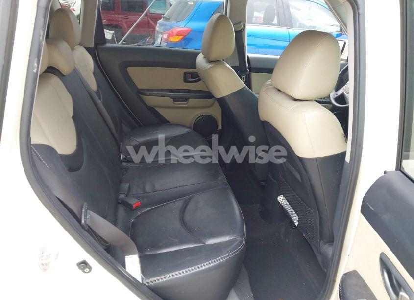 Photo 8 of 2011 Kia Soul ! (VIN KNDJT2A22B7332149)