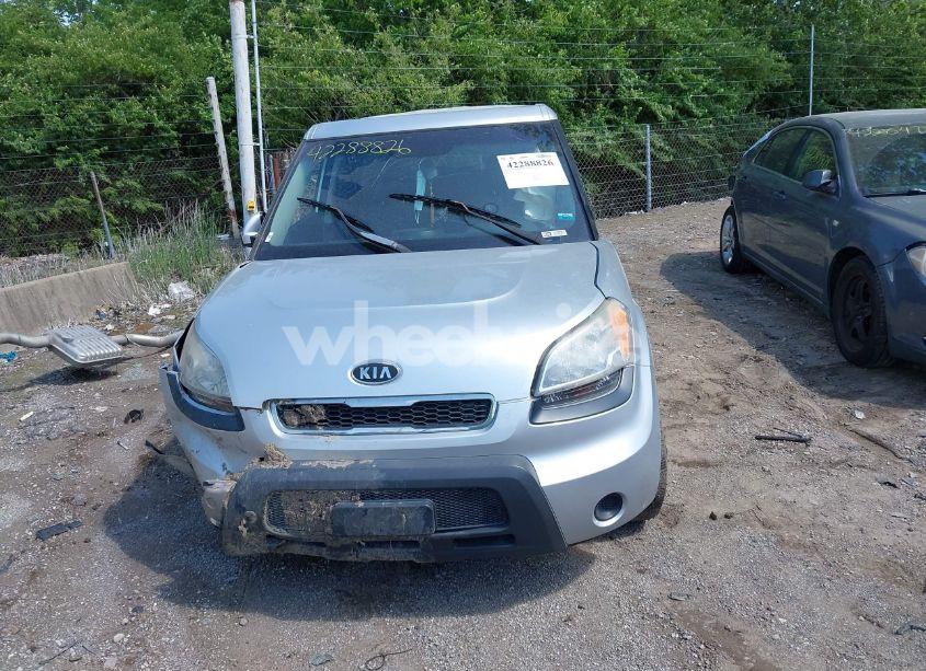 Photo 12 of 2010 Kia Soul + (VIN KNDJT2A23A7082662)