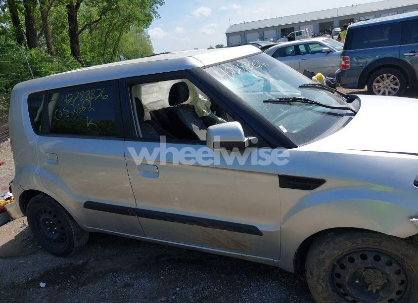 Photo 13 of 2010 Kia Soul + (VIN KNDJT2A23A7082662)