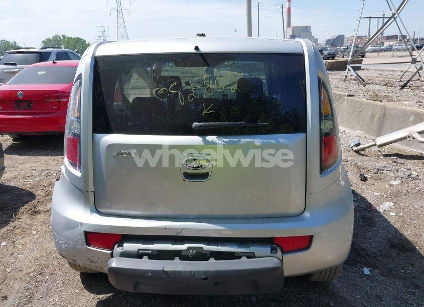 Photo 16 of 2010 Kia Soul + (VIN KNDJT2A23A7082662)