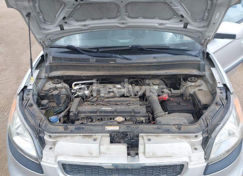 Photo 10 of 2010 Kia Soul + (VIN KNDJT2A23A7166710)
