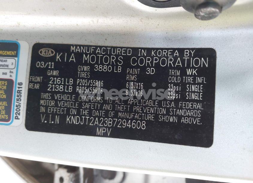 Photo 9 of 2011 Kia Soul + (VIN KNDJT2A23B7294608)