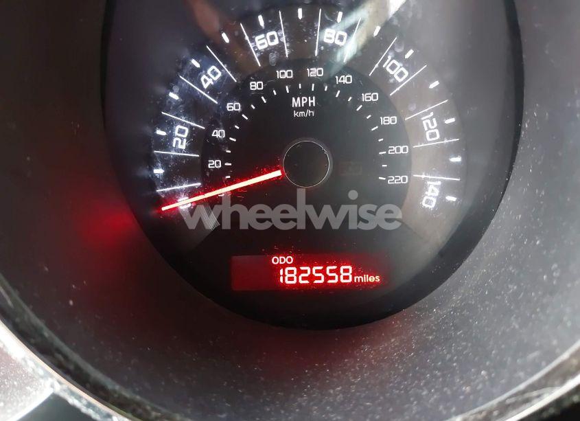 Photo 7 of 2011 Kia Soul ! (VIN KNDJT2A23B7730146)