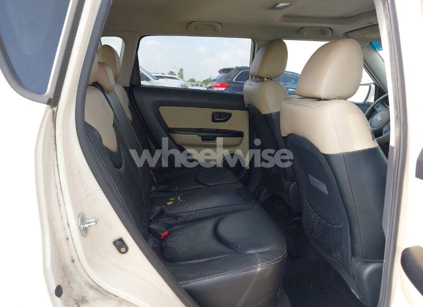 Photo 8 of 2011 Kia Soul ! (VIN KNDJT2A23B7730146)