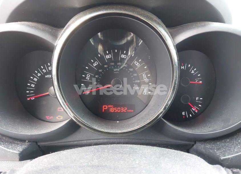 Photo 7 of 2011 Kia Soul + (VIN KNDJT2A24B7331729)