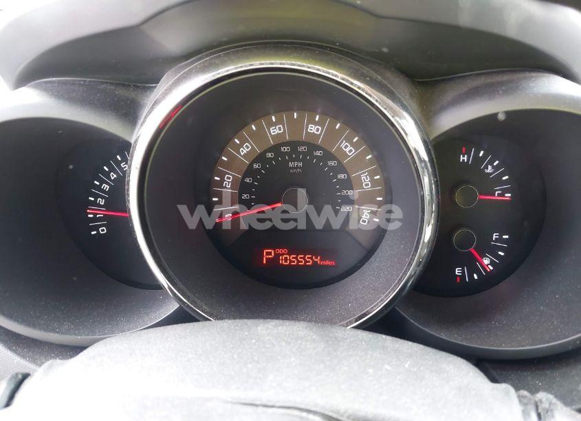 Photo 7 of 2011 Kia Soul + (VIN KNDJT2A24B7709287)