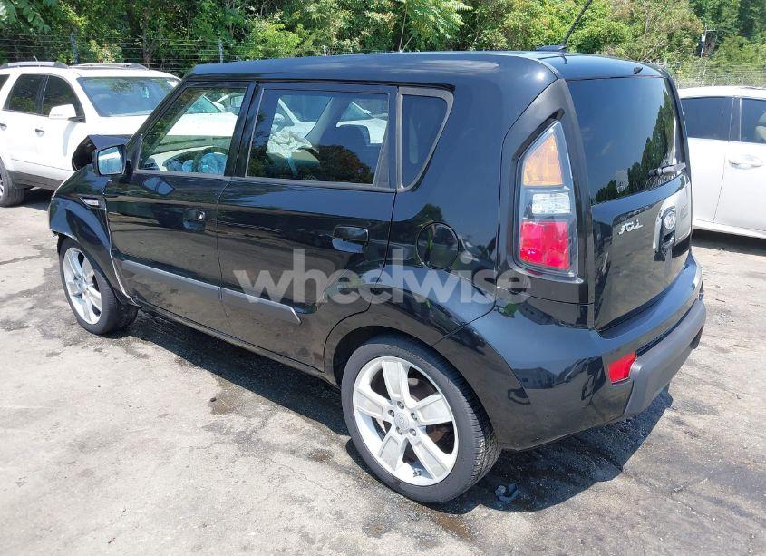 Photo 3 of 2010 Kia Soul ! (VIN KNDJT2A25A7037223)