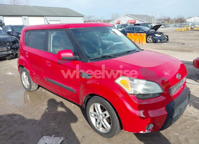 2010 Kia Soul + (VIN KNDJT2A25A7044110) main photo