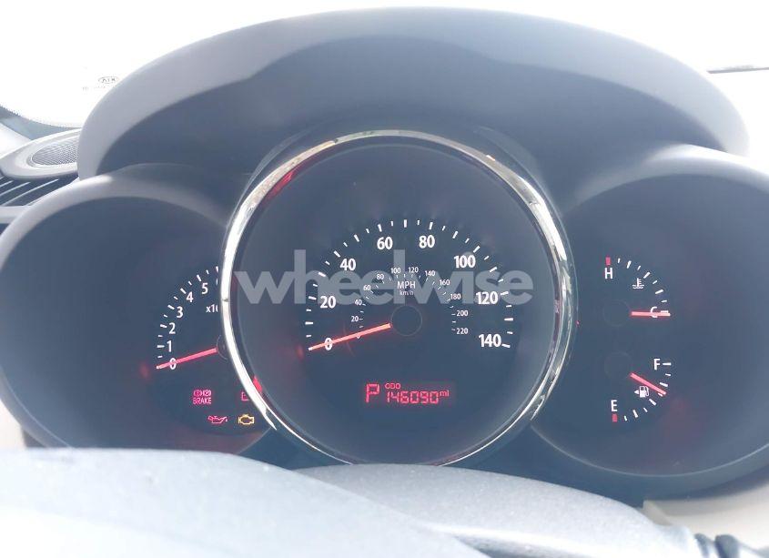 Photo 7 of 2010 Kia Soul ! (VIN KNDJT2A25A7099754)