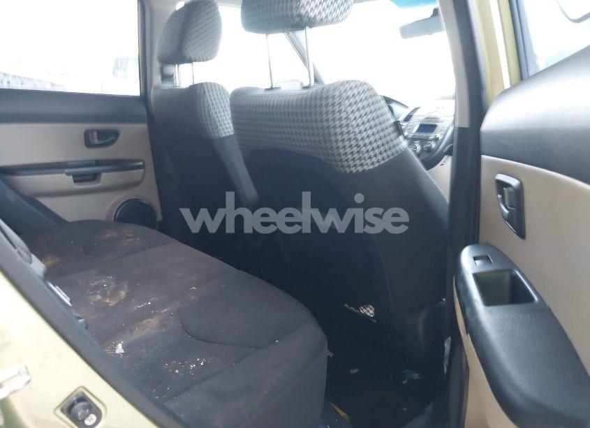 Photo 8 of 2010 Kia Soul ! (VIN KNDJT2A25A7099754)